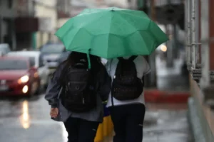 ¿Por qué llueve si Guatemala está en canícula? Esto dice el Insivumeh