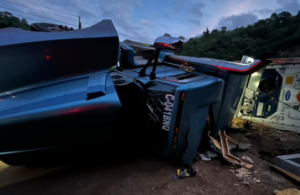 Pilotos atrapados y tránsito afectado por accidentes en distintas rutas del país