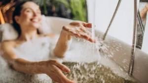 ¿Qué es mejor: bañarse en la mañana o por la noche antes de dormir?