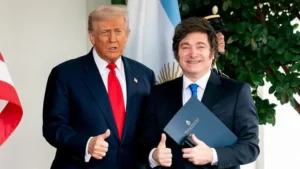 «Si pierde, no vamos a ser tan generosos con Argentina»: Trump refuerza su respaldo electoral a Milei durante su encuentro en la Casa Blanca