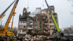 Zelenski lidia con un caso de corrupción que afecta la unidad de Ucrania durante la guerra