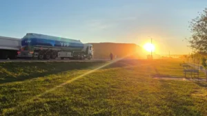 «Antes los jóvenes se querían ir de Añelo para seguir estudiando; ahora se quieren quedar y ser petroleros»: BBC Mundo en el corazón de Vaca Muerta, la mayor esperanza argentina para salir de su eterna crisis económica