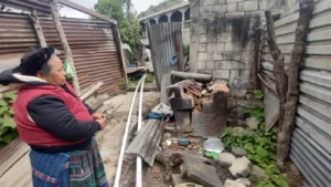 Casas dañadas por los temblores en Santa María de Jesús no han sido demolidas y damnificados siguen esperando ayuda
