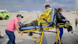 Qué se sabe del accidente de un avión militar que dejó al menos 68 muertos en el sur de Colombia